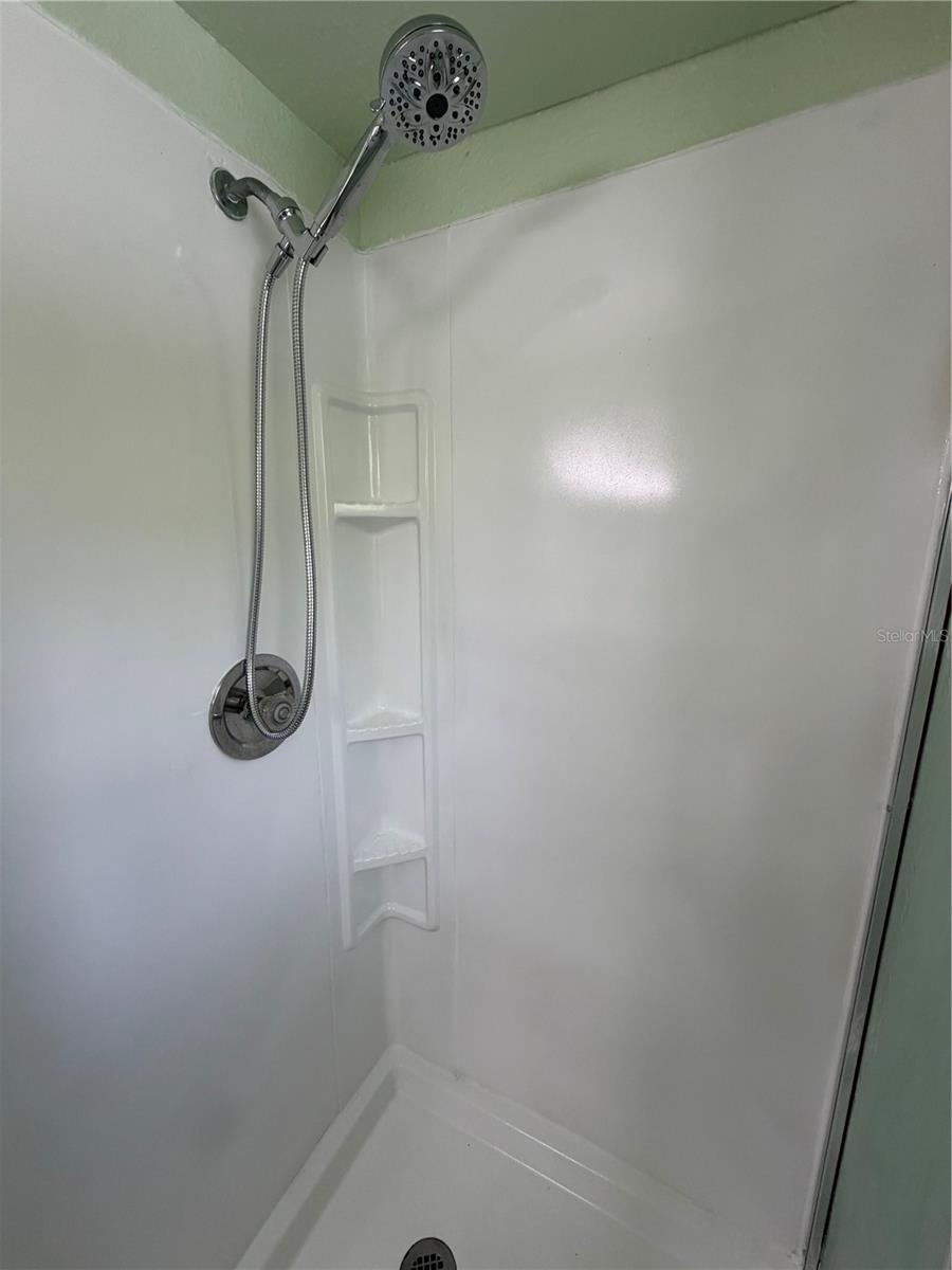 Image 25 of 49 For 1725 Fairview Shores Drive A