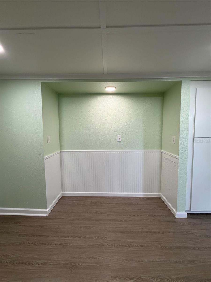 Image 5 of 49 For 1725 Fairview Shores Drive A