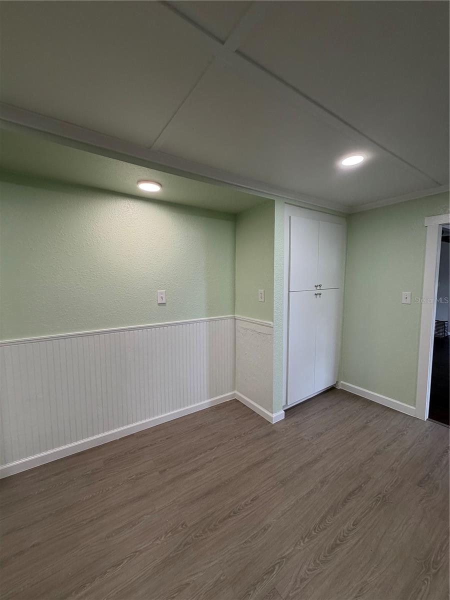 Image 6 of 49 For 1725 Fairview Shores Drive A