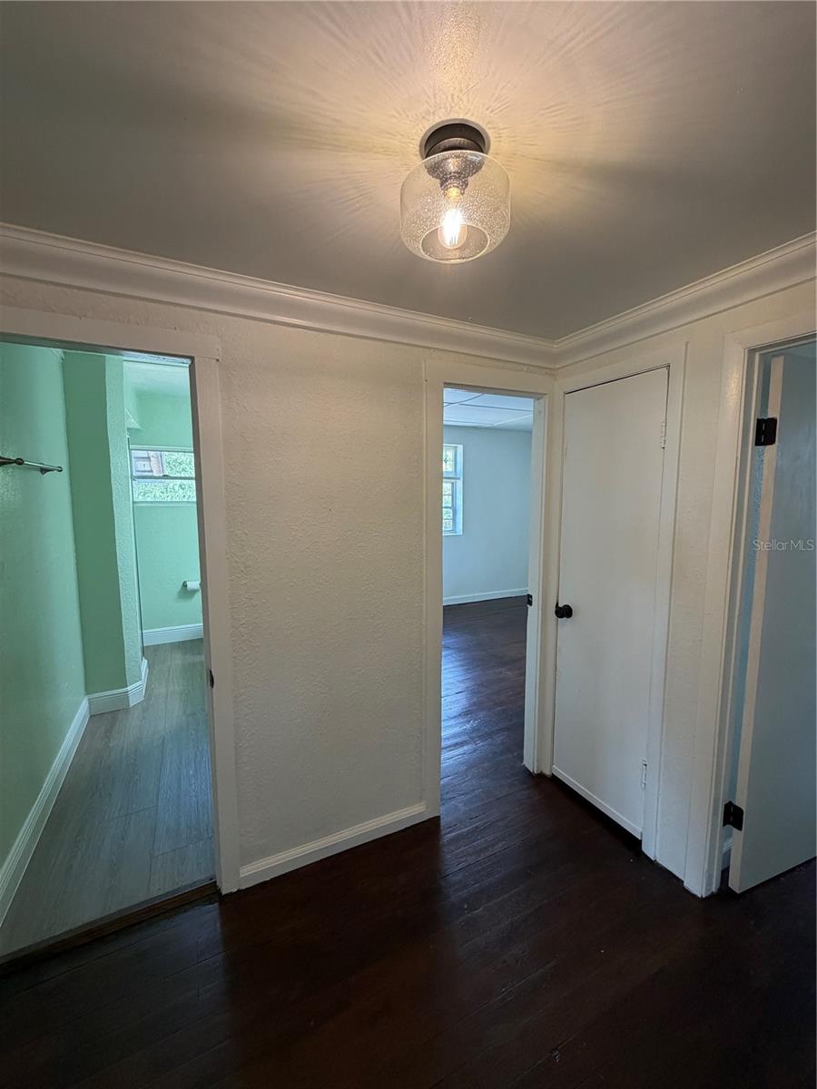 Image 8 of 49 For 1725 Fairview Shores Drive A