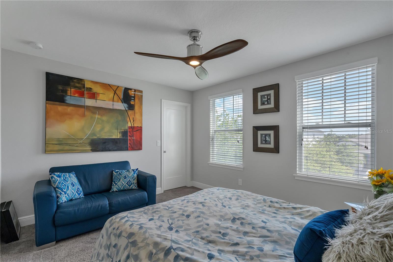 Image 26 of 51 For 6166 Hamlin Reserve Boulevard