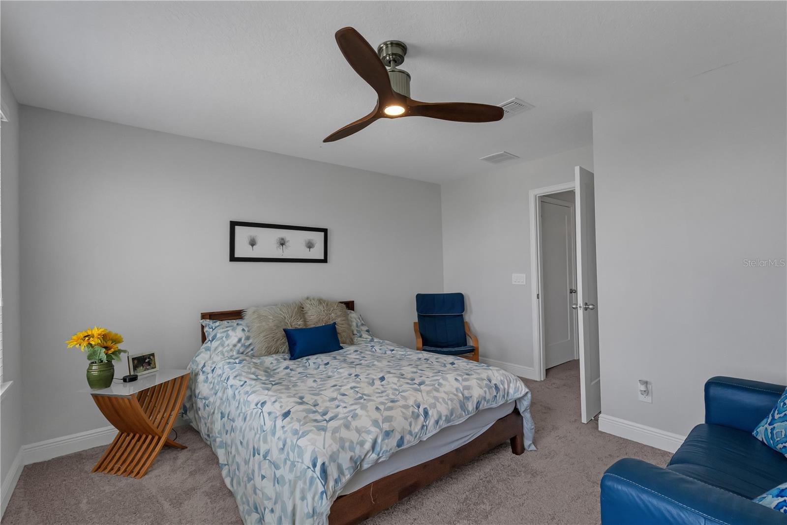 Image 29 of 51 For 6166 Hamlin Reserve Boulevard