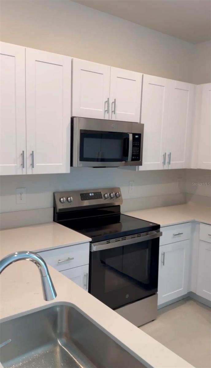 Image 2 of 7 For 10911 65th Terrace E