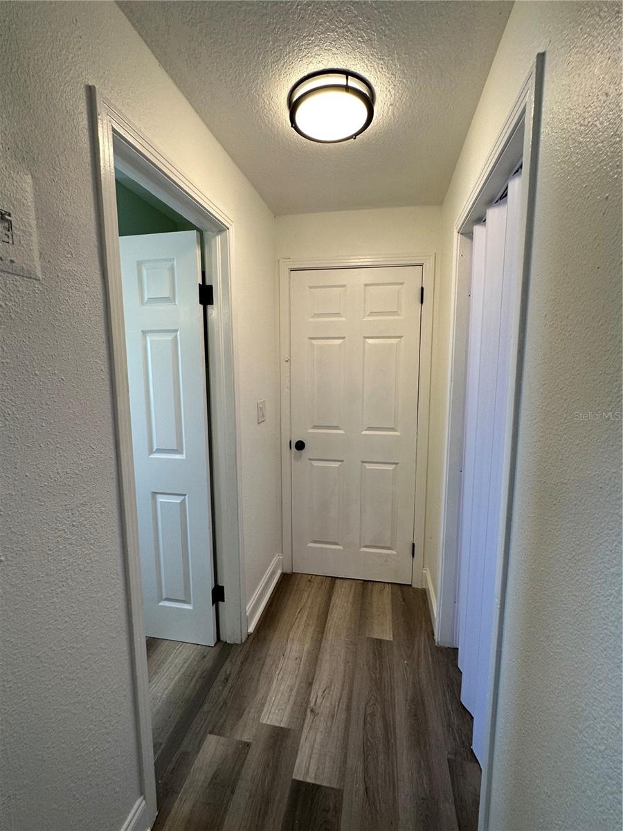 Image 11 of 44 For 4713 Thorpe Avenue