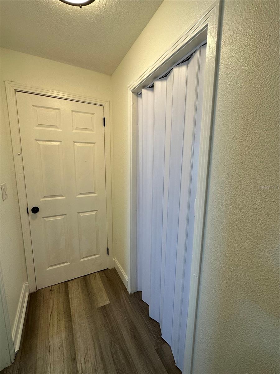 Image 12 of 44 For 4713 Thorpe Avenue