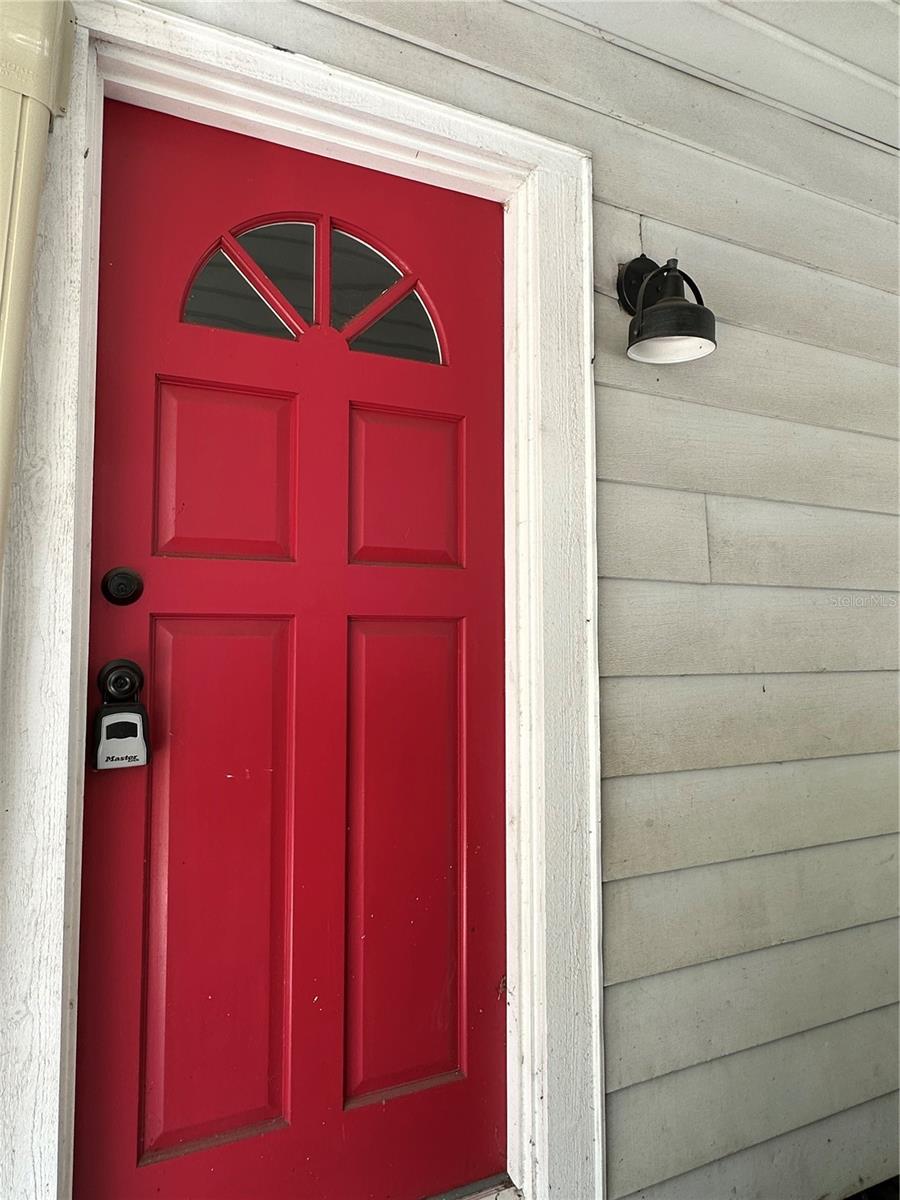 Image 2 of 44 For 4713 Thorpe Avenue