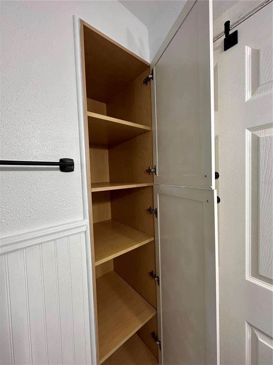 Image 24 of 44 For 4713 Thorpe Avenue