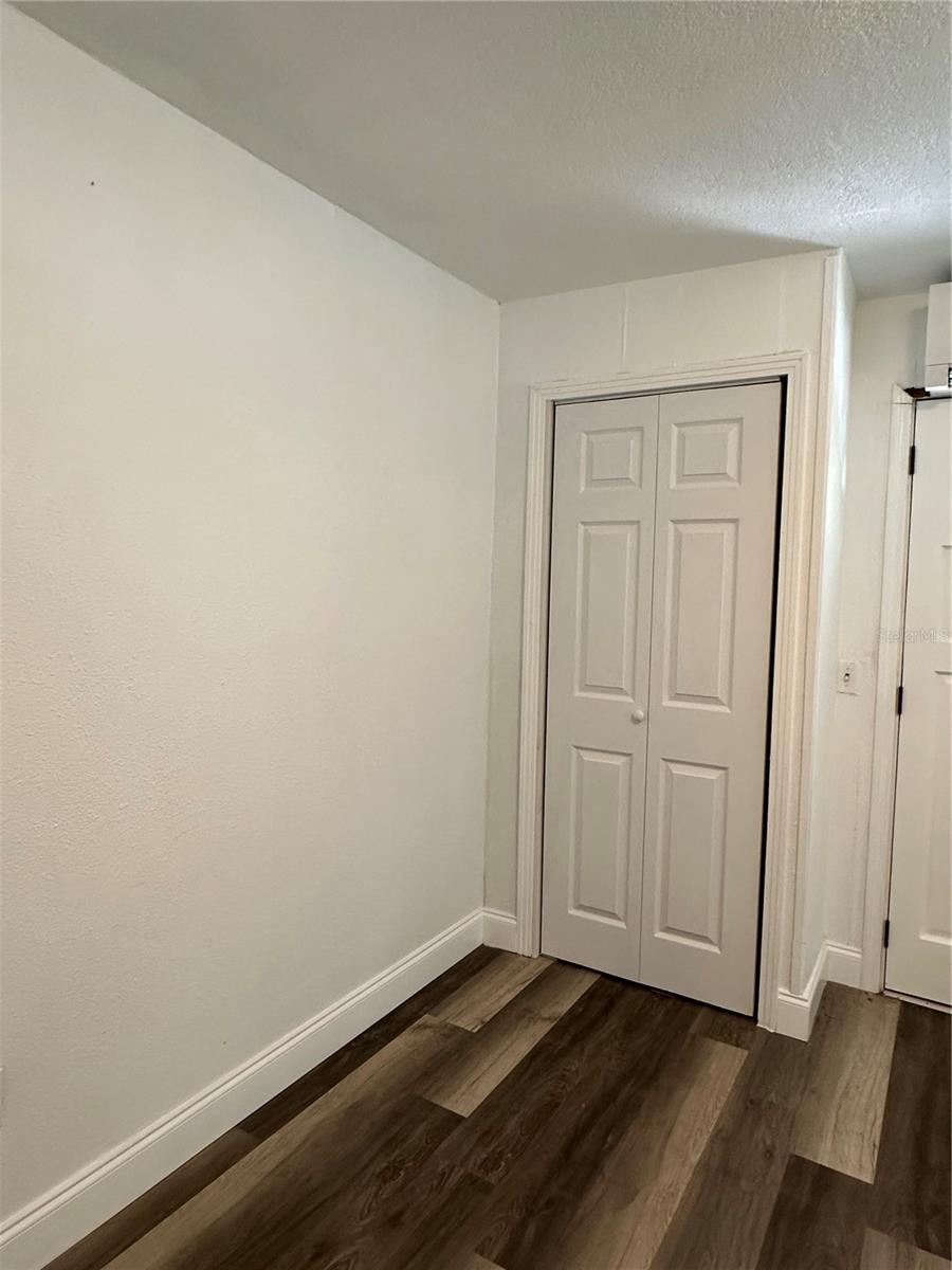 Image 33 of 44 For 4713 Thorpe Avenue