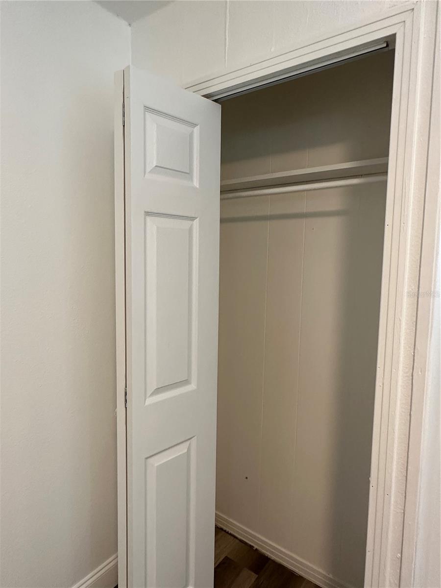 Image 34 of 44 For 4713 Thorpe Avenue