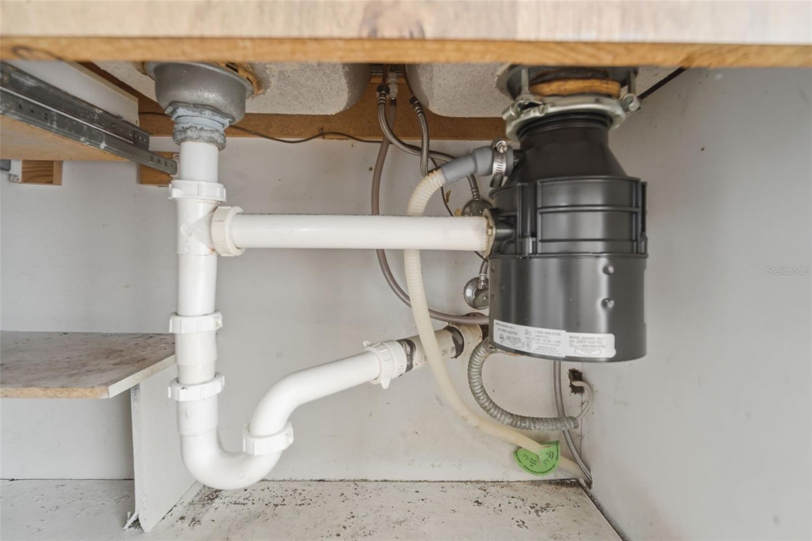 Image 21 of 29 For 910 Big Tree Road 202