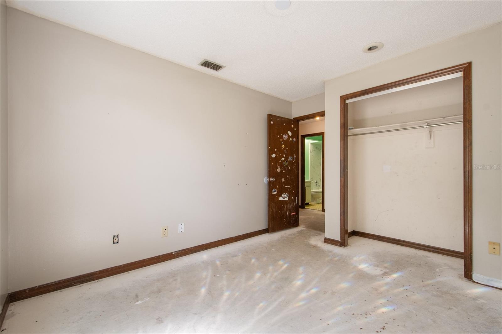 Image 28 of 38 For 10722 Whisperwood Lane