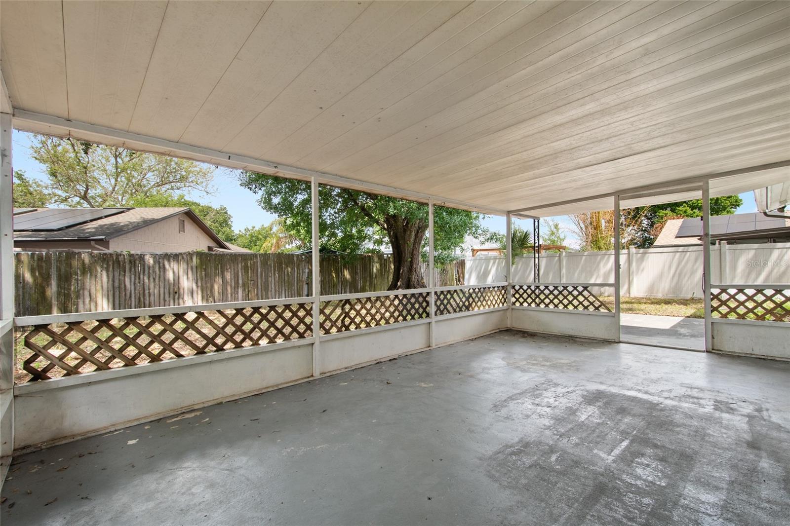 Image 32 of 38 For 10722 Whisperwood Lane