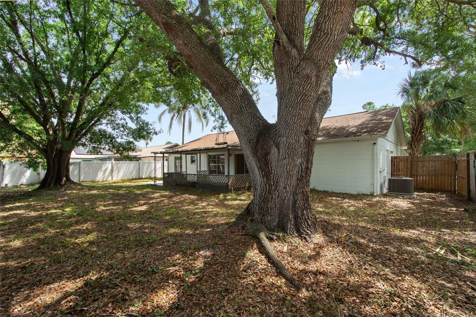 Image 37 of 38 For 10722 Whisperwood Lane