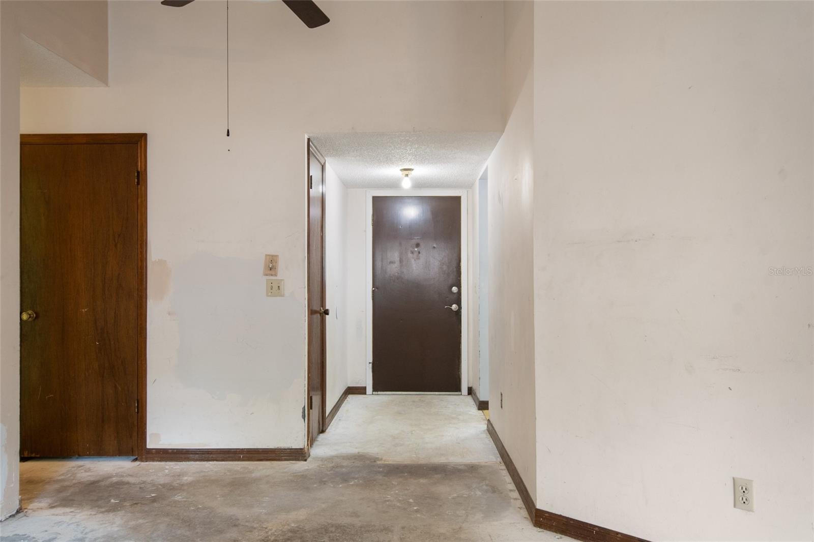 Image 7 of 38 For 10722 Whisperwood Lane