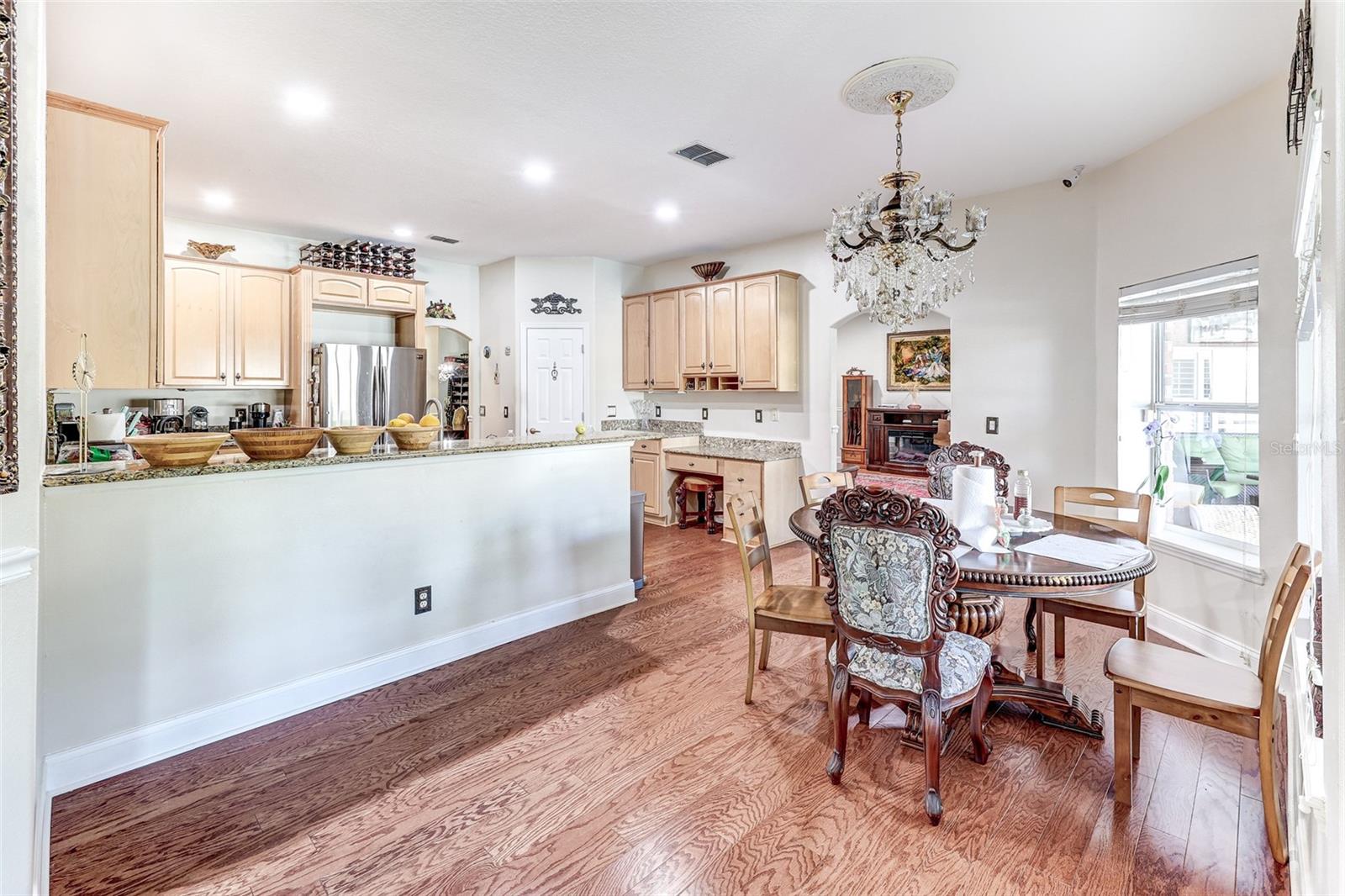 Image 26 of 100 For 9663 Gotha Road