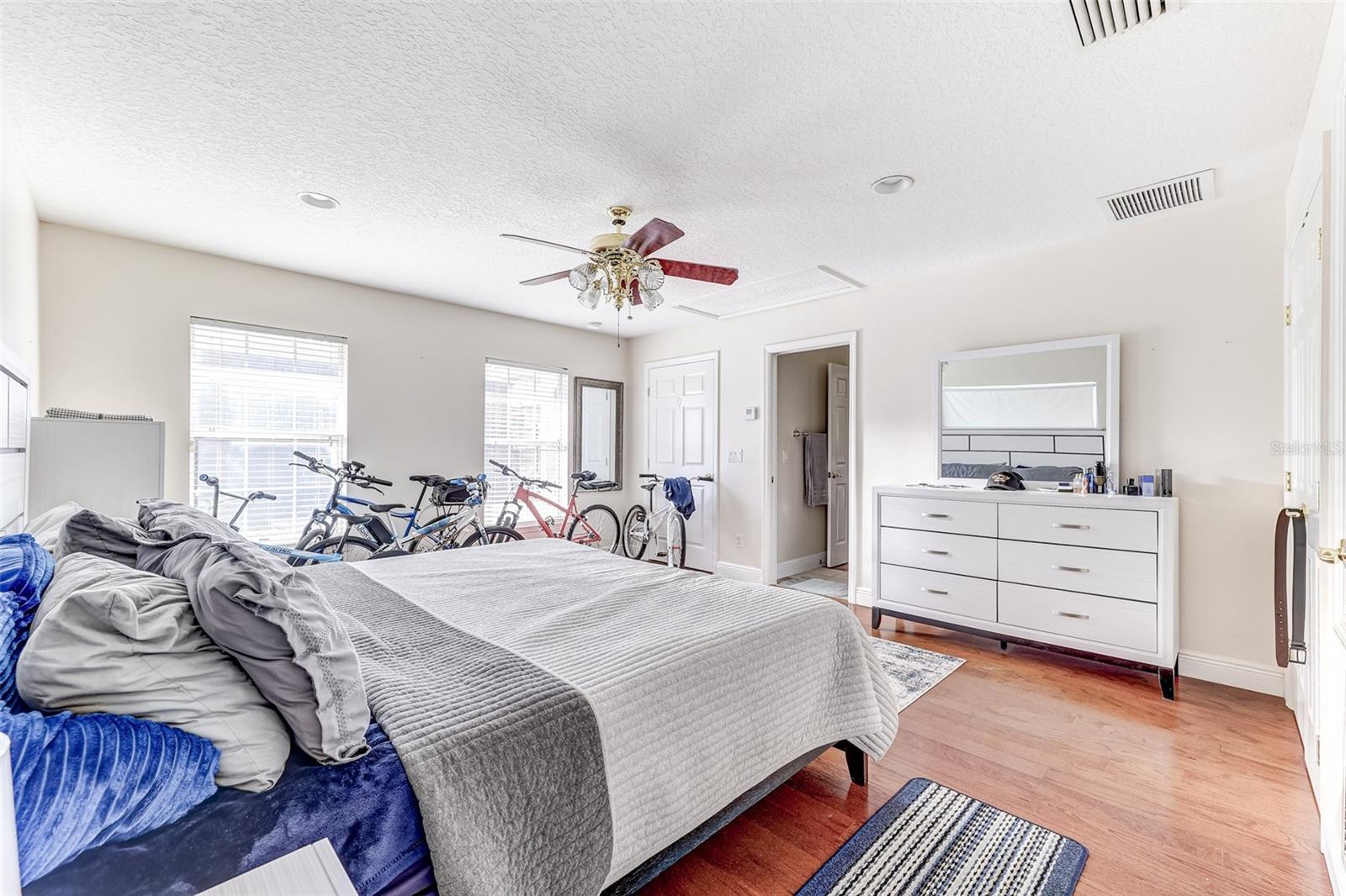 Image 71 of 100 For 9663 Gotha Road