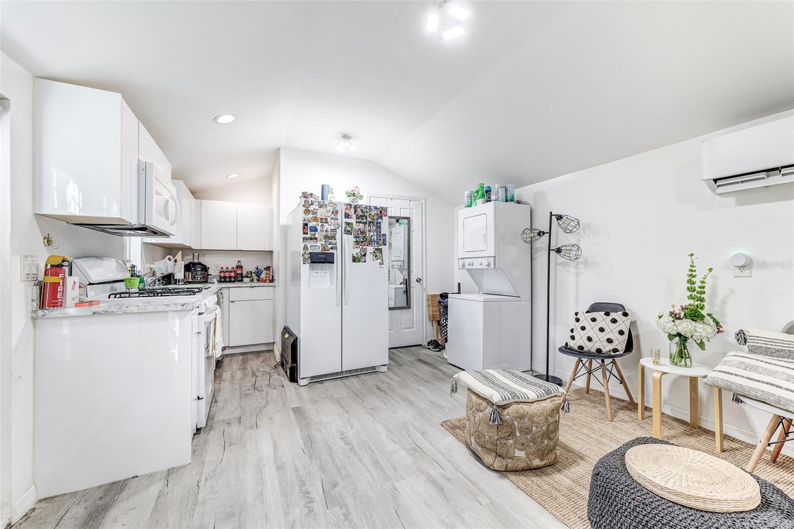 Image 75 of 100 For 9663 Gotha Road