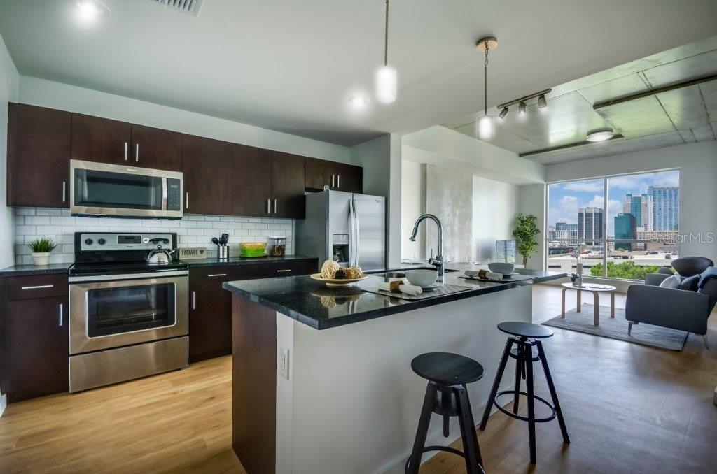 Image 15 of 25 For 101-1 Lake Avenue