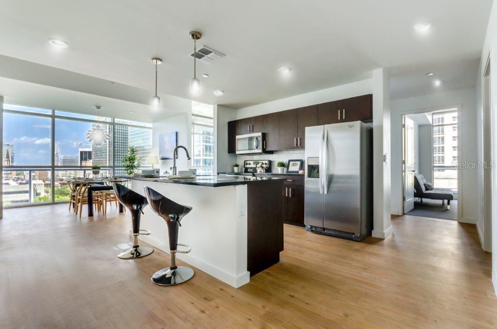 Image 18 of 25 For 101-1 Lake Avenue