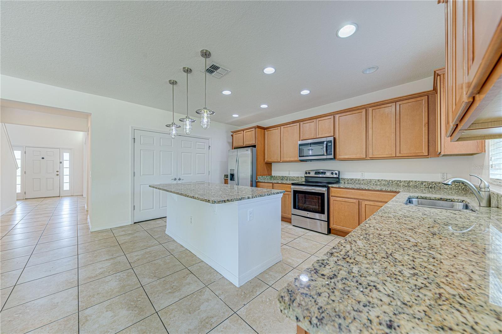 Image 16 of 31 For 2251 Waukegan Drive