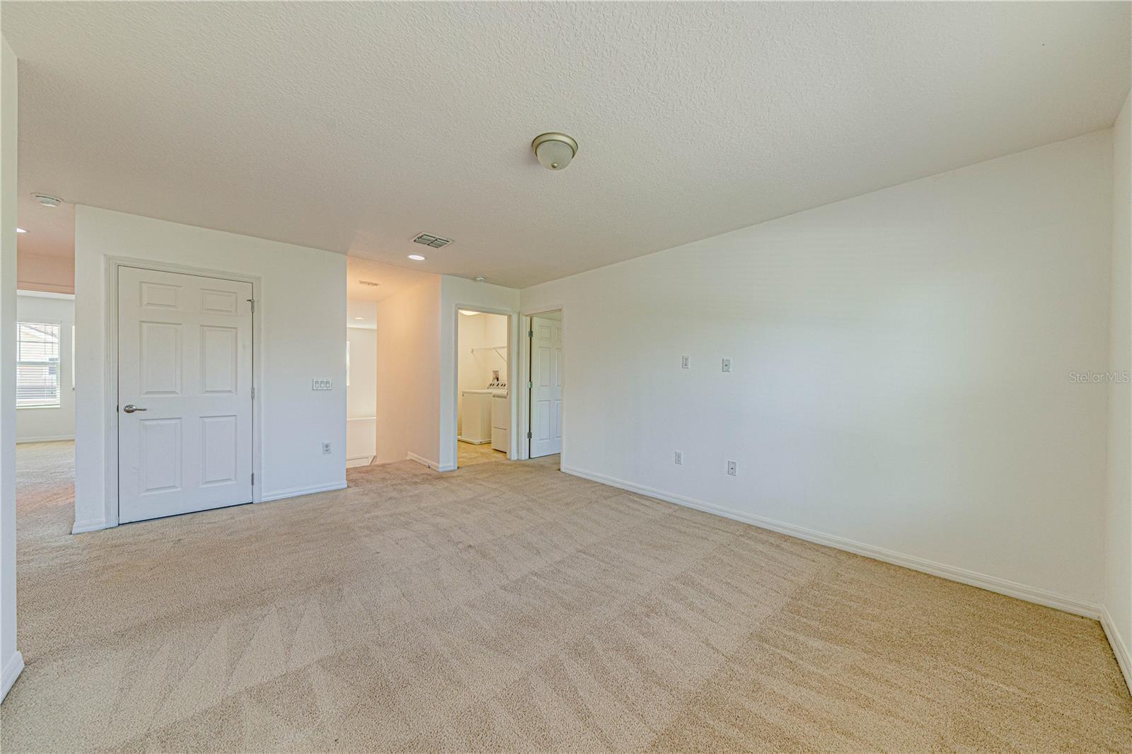 Image 20 of 31 For 2251 Waukegan Drive