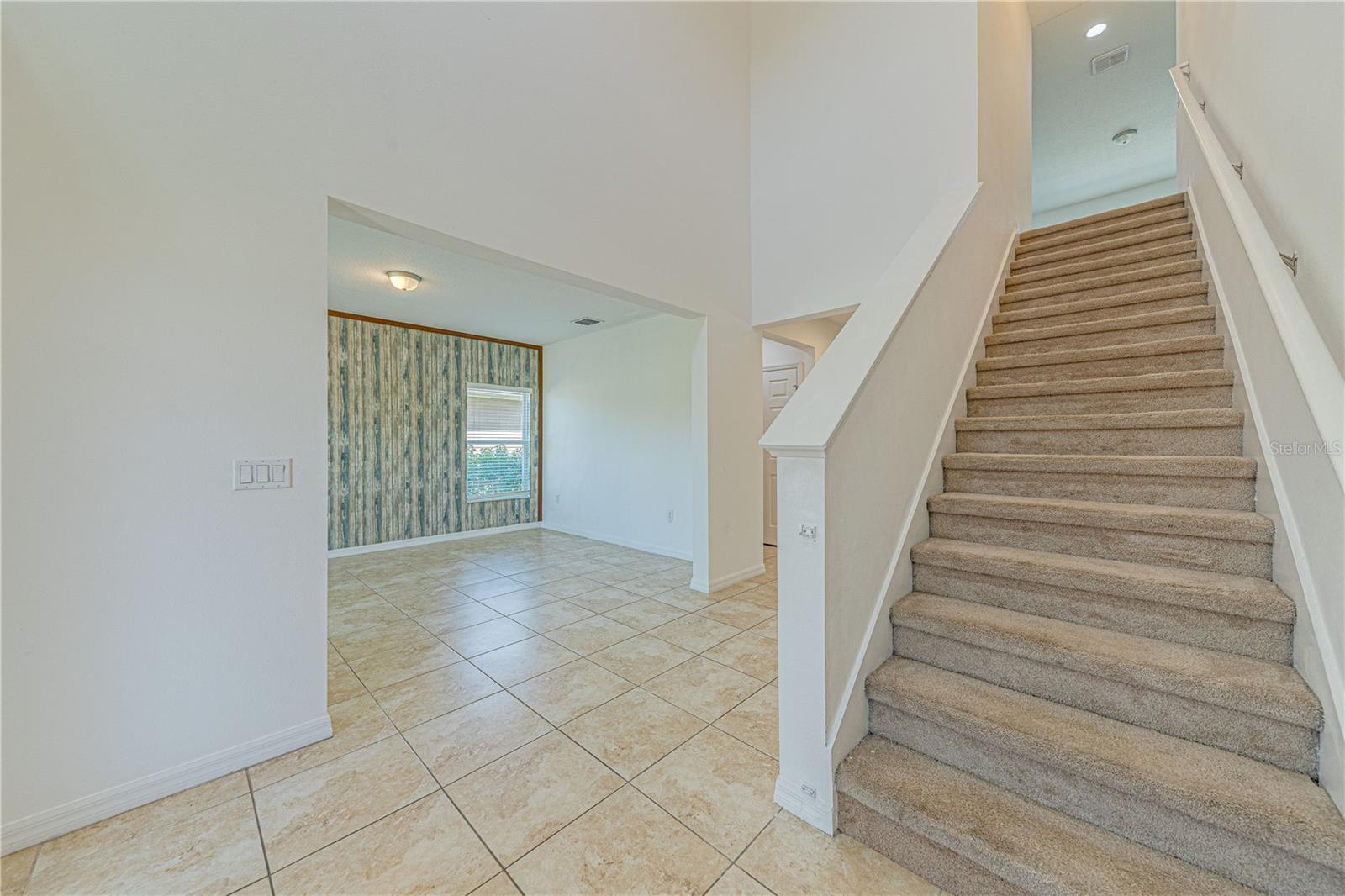 Image 7 of 31 For 2251 Waukegan Drive