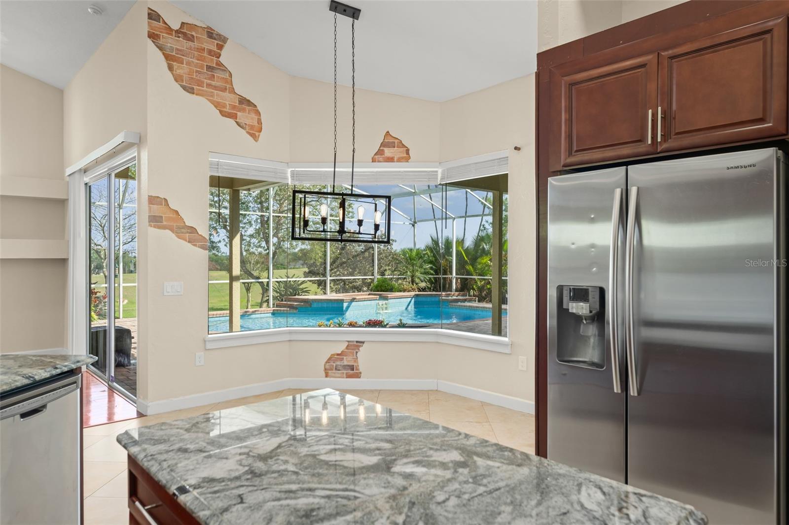 Image 14 of 52 For 2211 Langley Circle