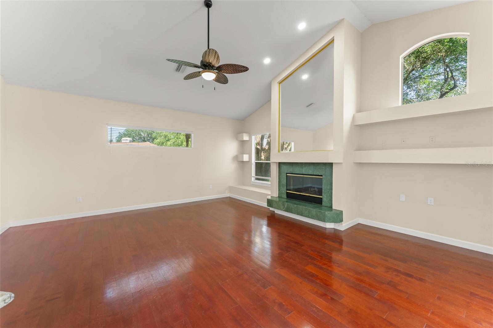 Image 18 of 52 For 2211 Langley Circle