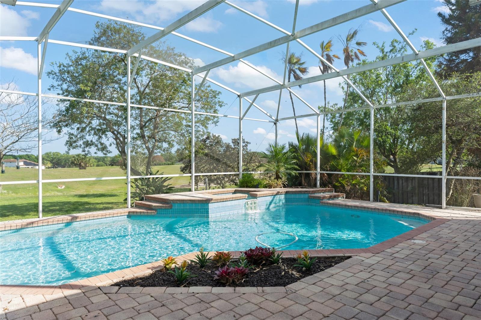 Image 41 of 52 For 2211 Langley Circle