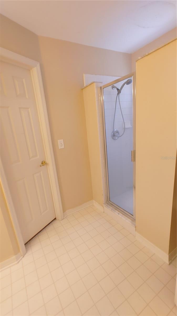 Image 14 of 32 For 14413 Greater Hills Boulevard