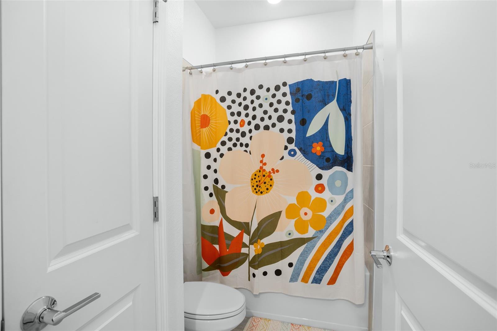 Listing photo id 8 for 6115 Claystone Way