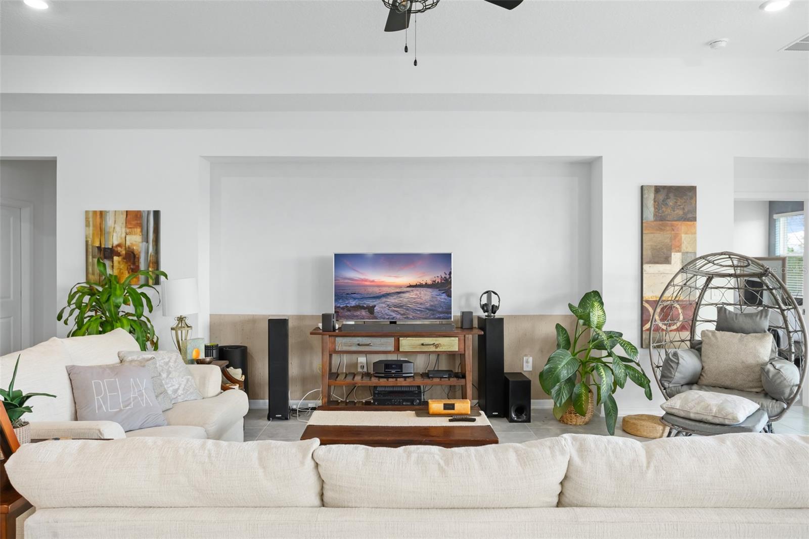 Listing photo id 16 for 6115 Claystone Way