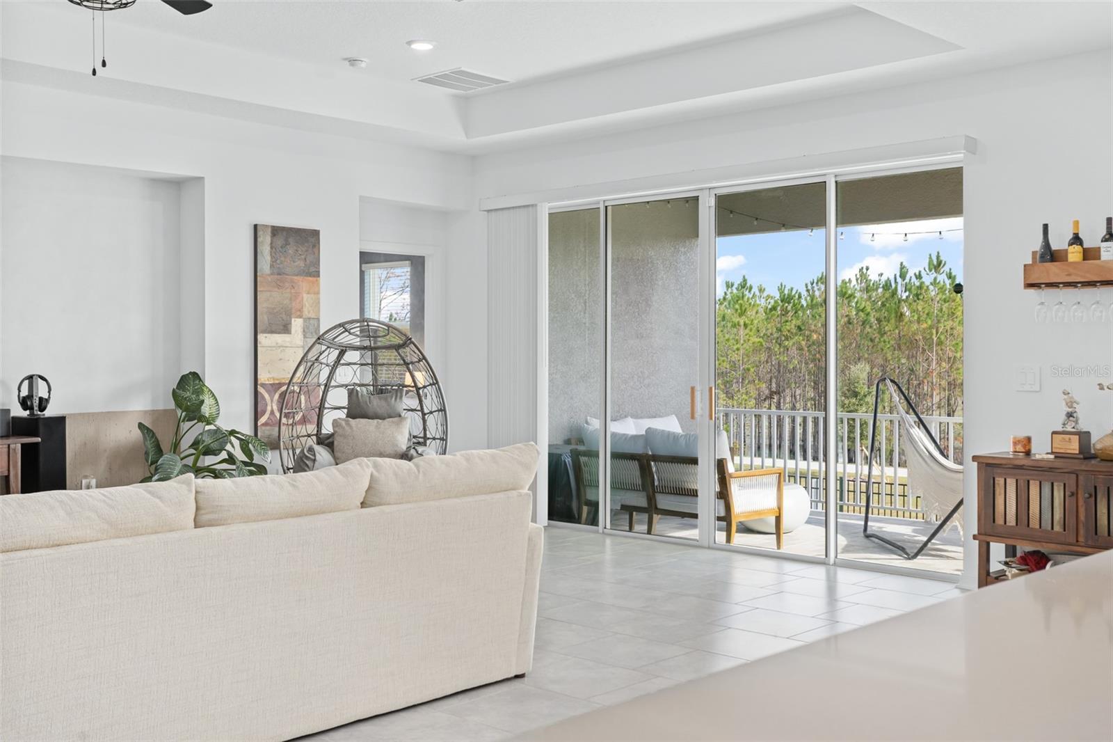 Listing photo id 25 for 6115 Claystone Way