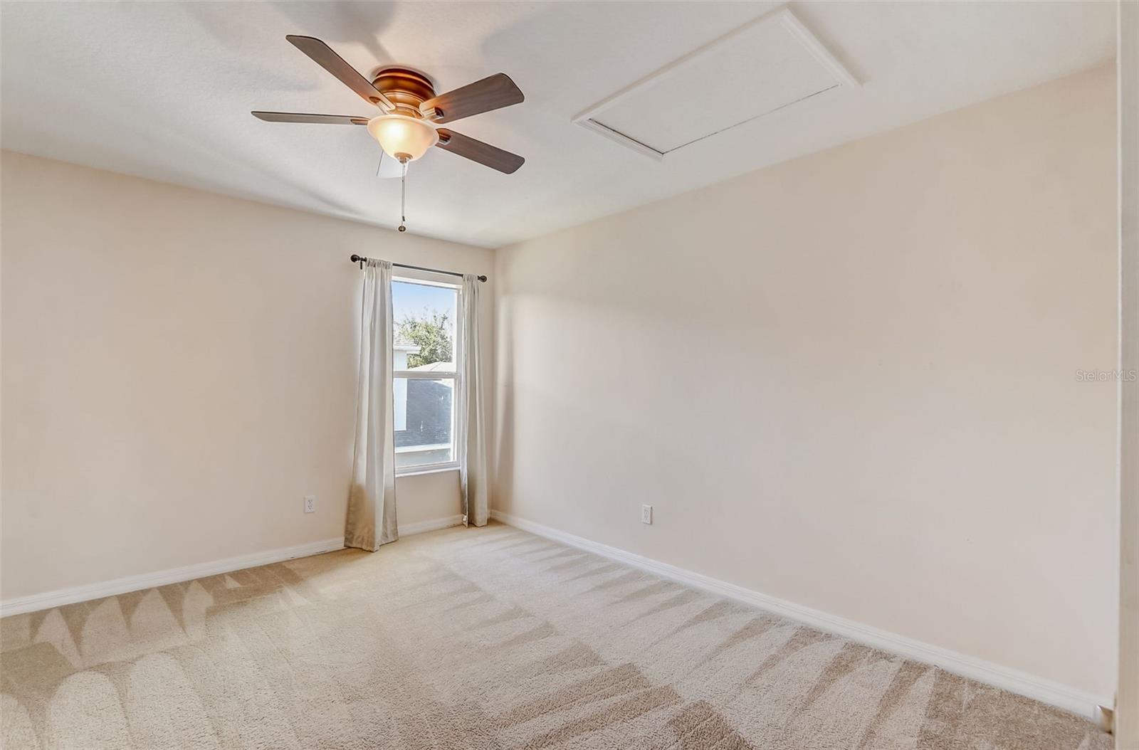 Image 22 of 35 For 1305 Sandstone Run