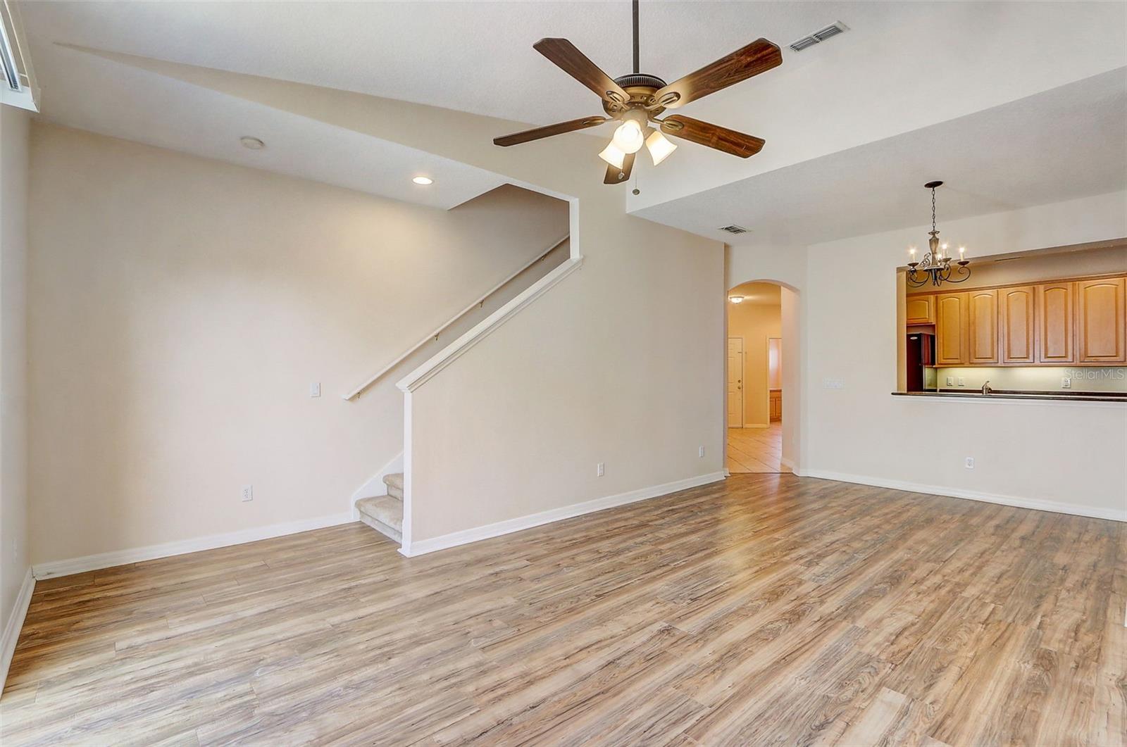 Image 9 of 35 For 1305 Sandstone Run