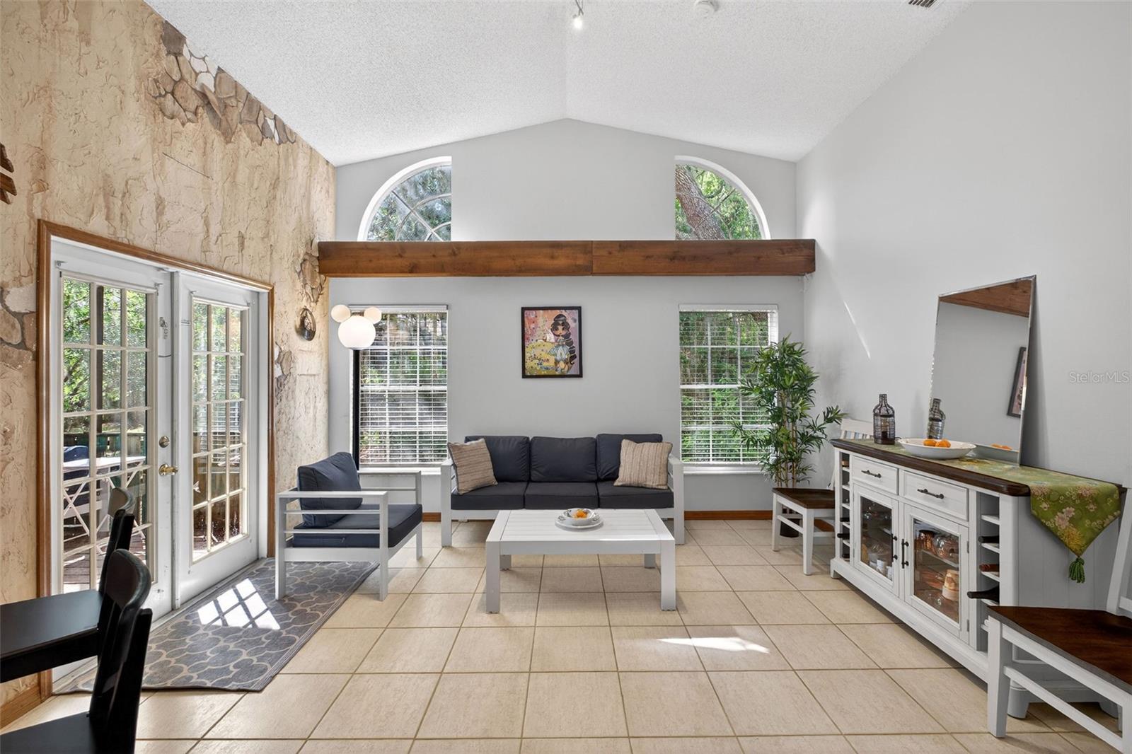 Image 14 of 43 For 543 Pine Lake View Drive