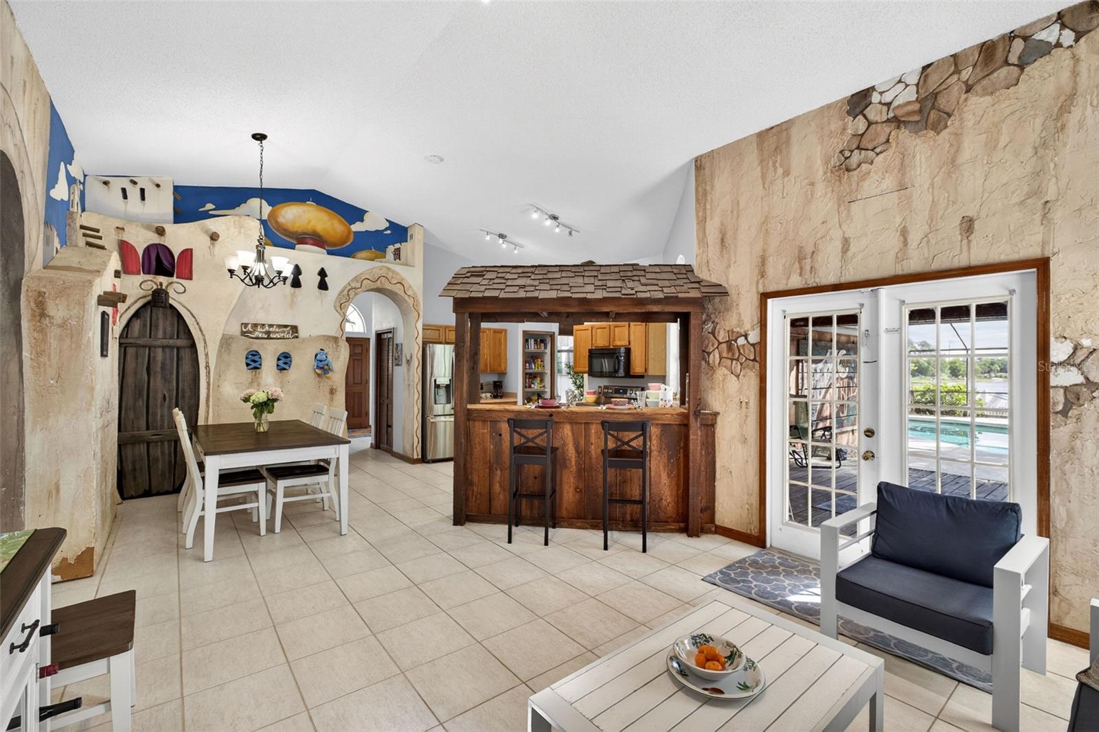 Image 17 of 43 For 543 Pine Lake View Drive