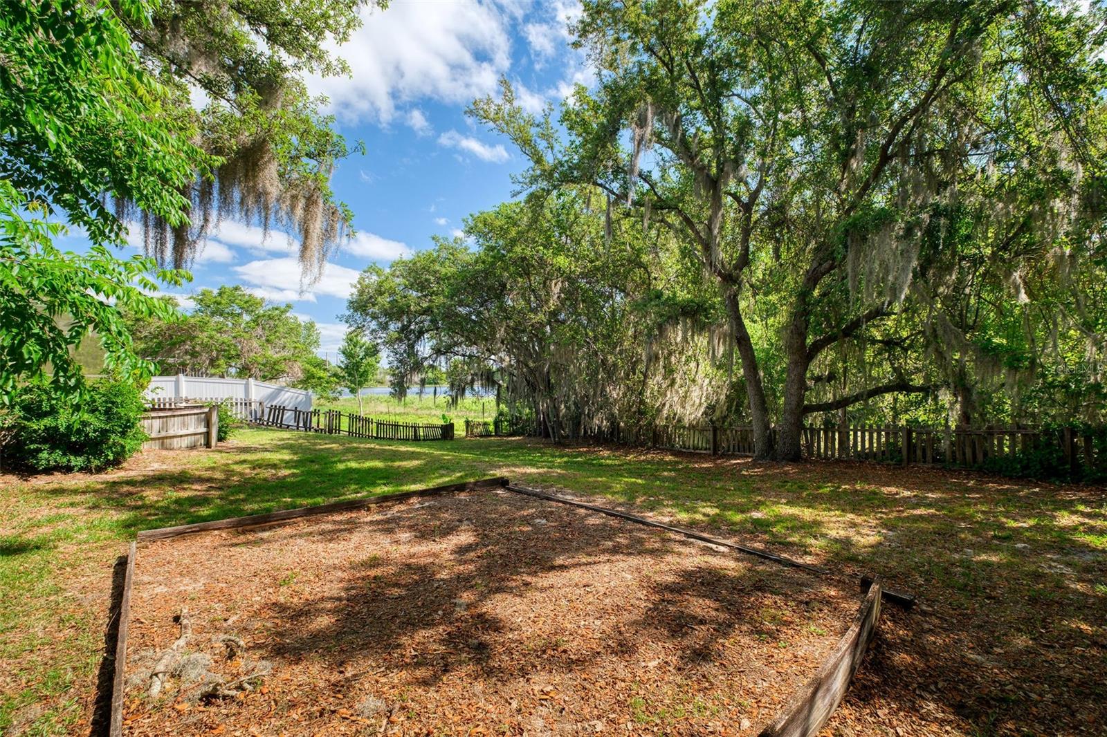 Image 38 of 43 For 543 Pine Lake View Drive