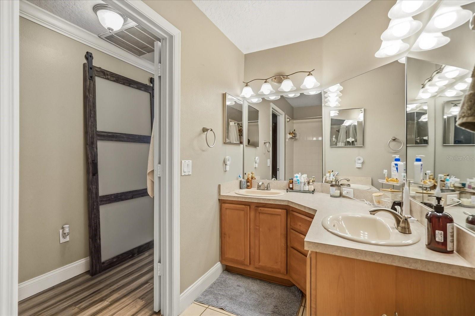 Image 18 of 53 For 3837 Blazing Star Drive