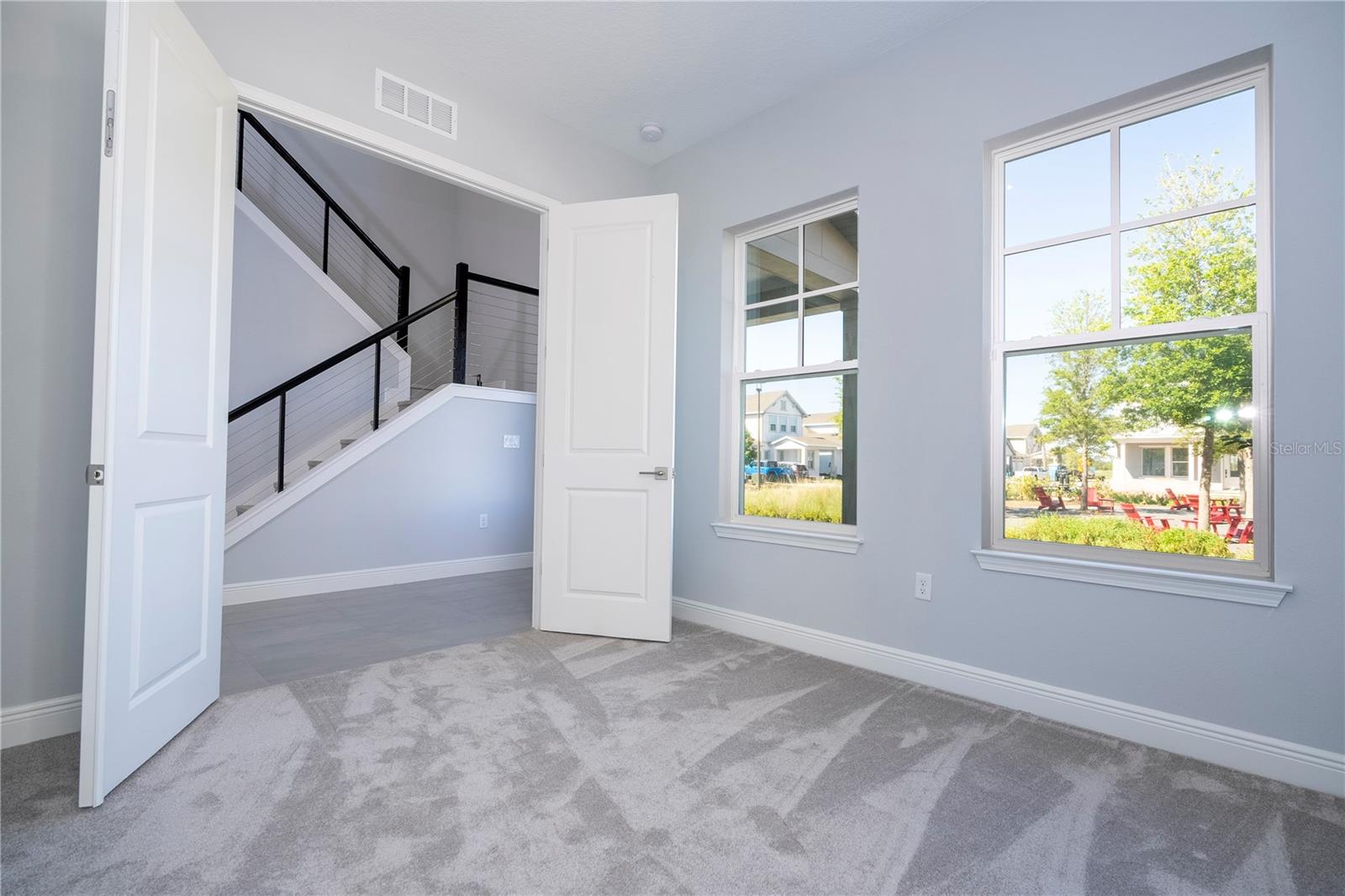 Image 12 of 76 For 13464 Leggett Alley