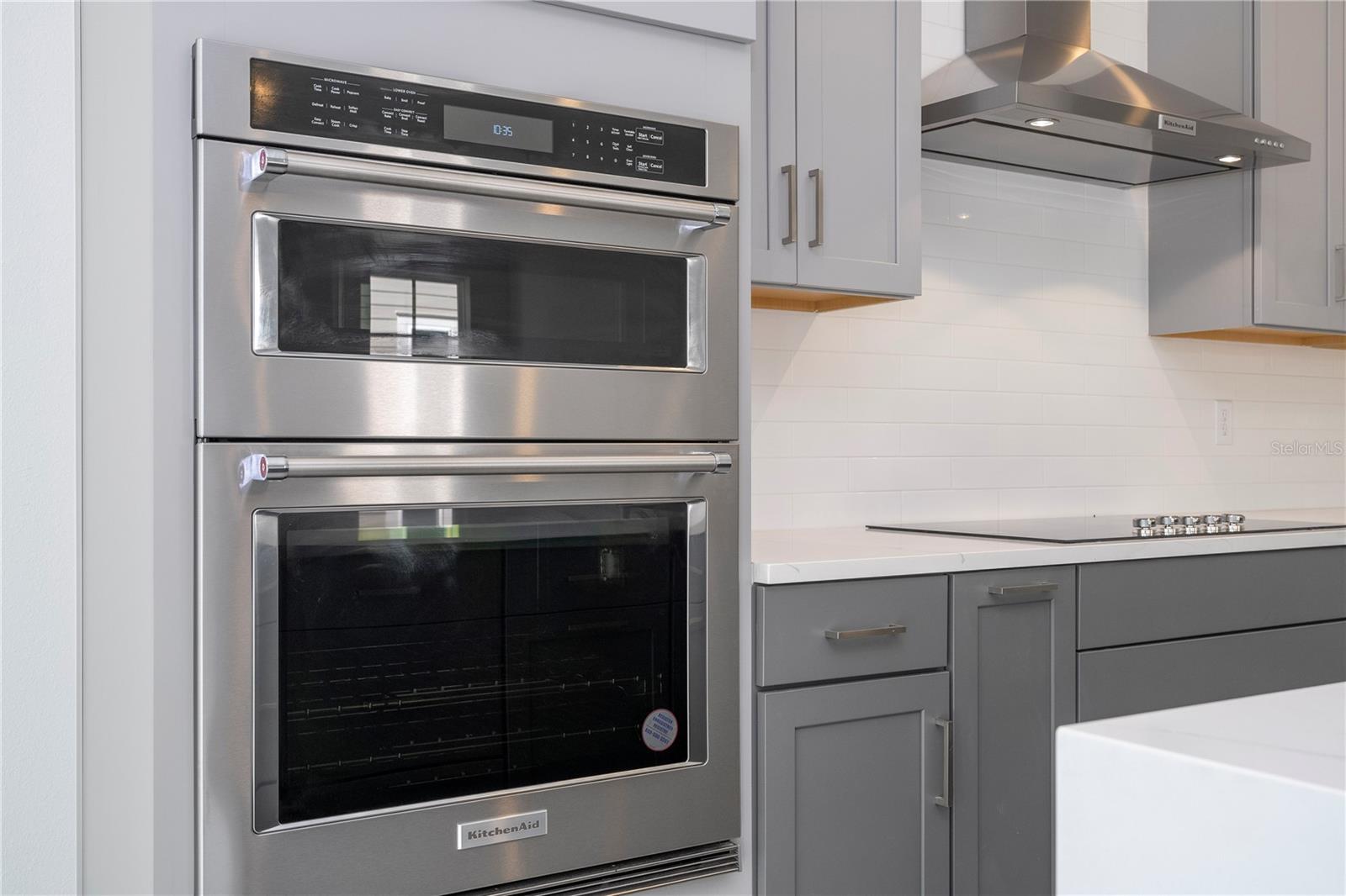 Image 26 of 76 For 13464 Leggett Alley