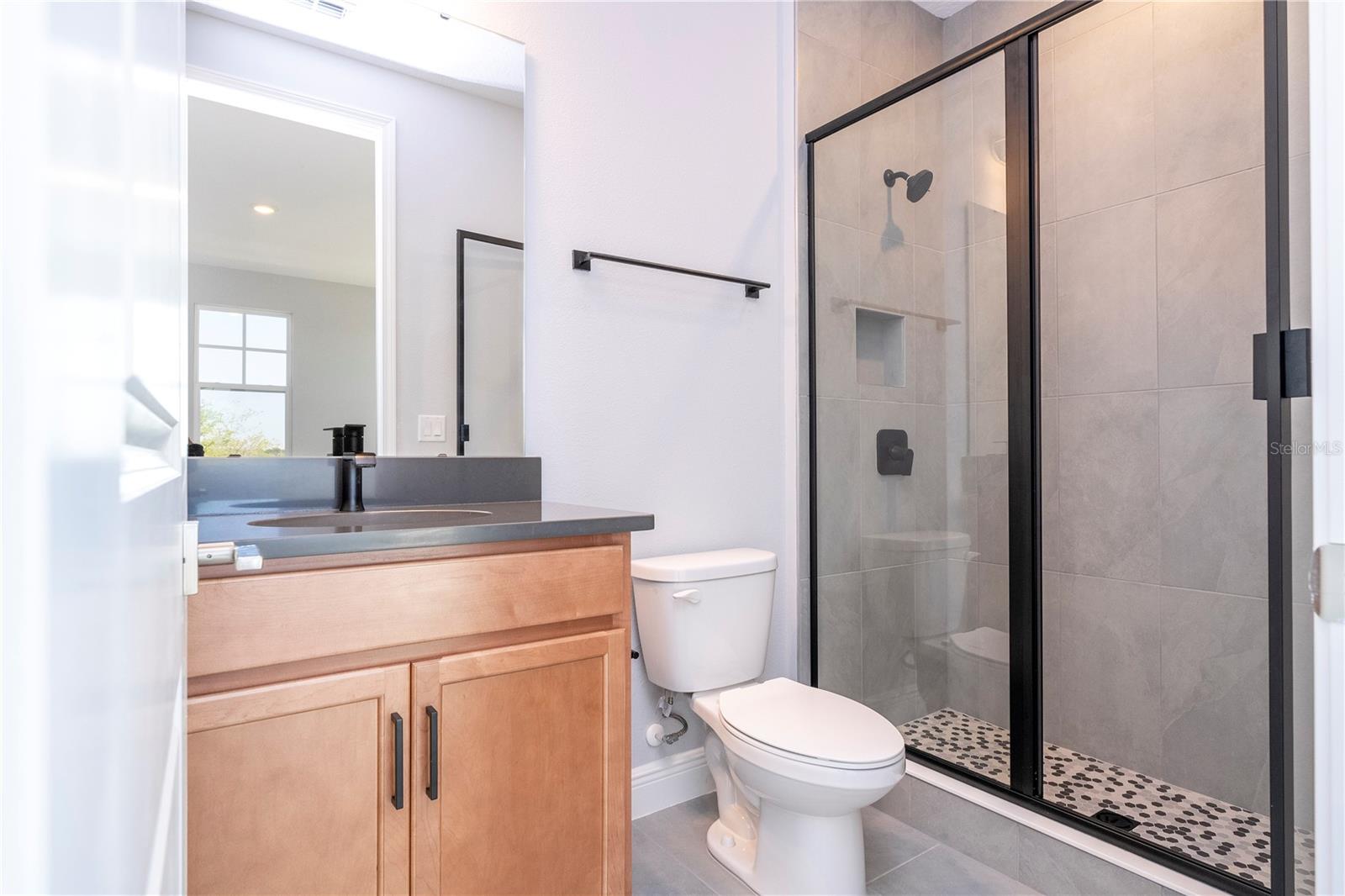 Image 49 of 76 For 13464 Leggett Alley