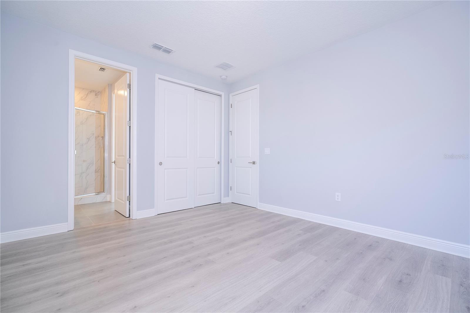 Image 62 of 76 For 13464 Leggett Alley