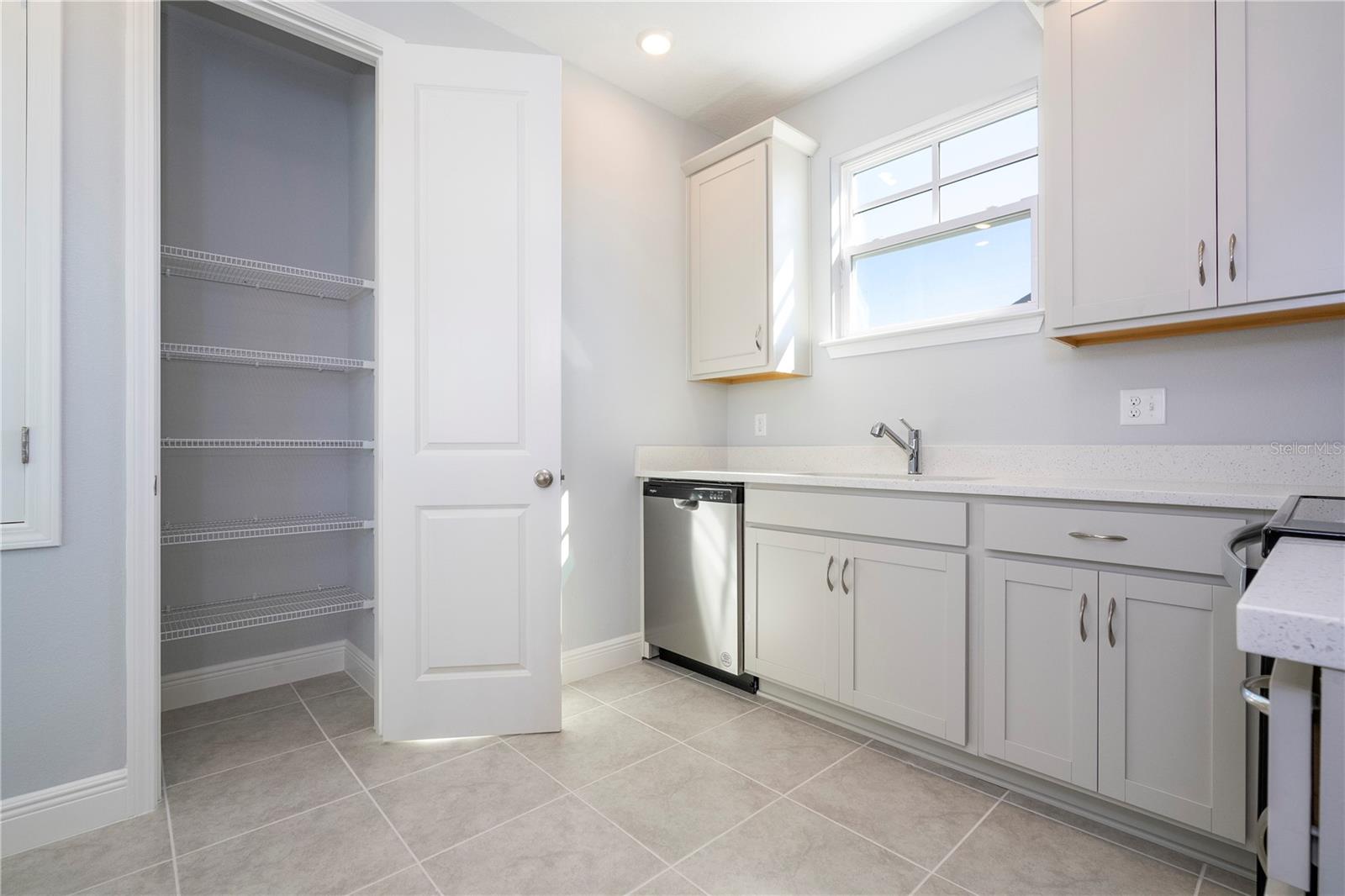 Image 69 of 76 For 13464 Leggett Alley