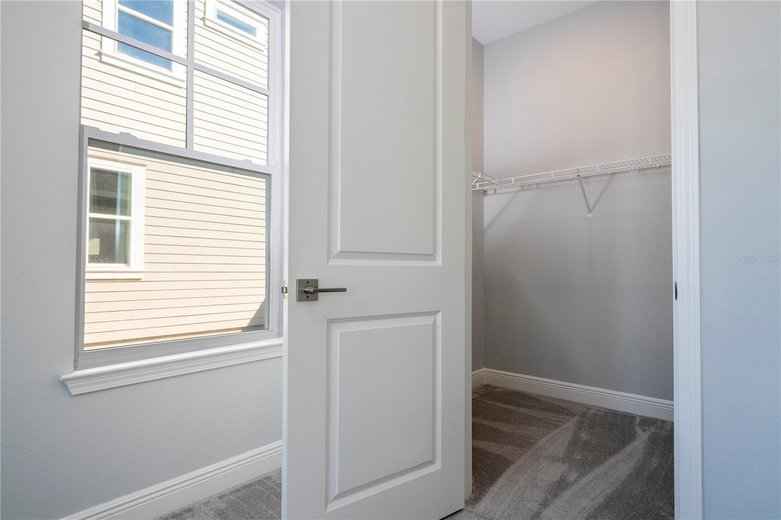 Image 9 of 76 For 13464 Leggett Alley