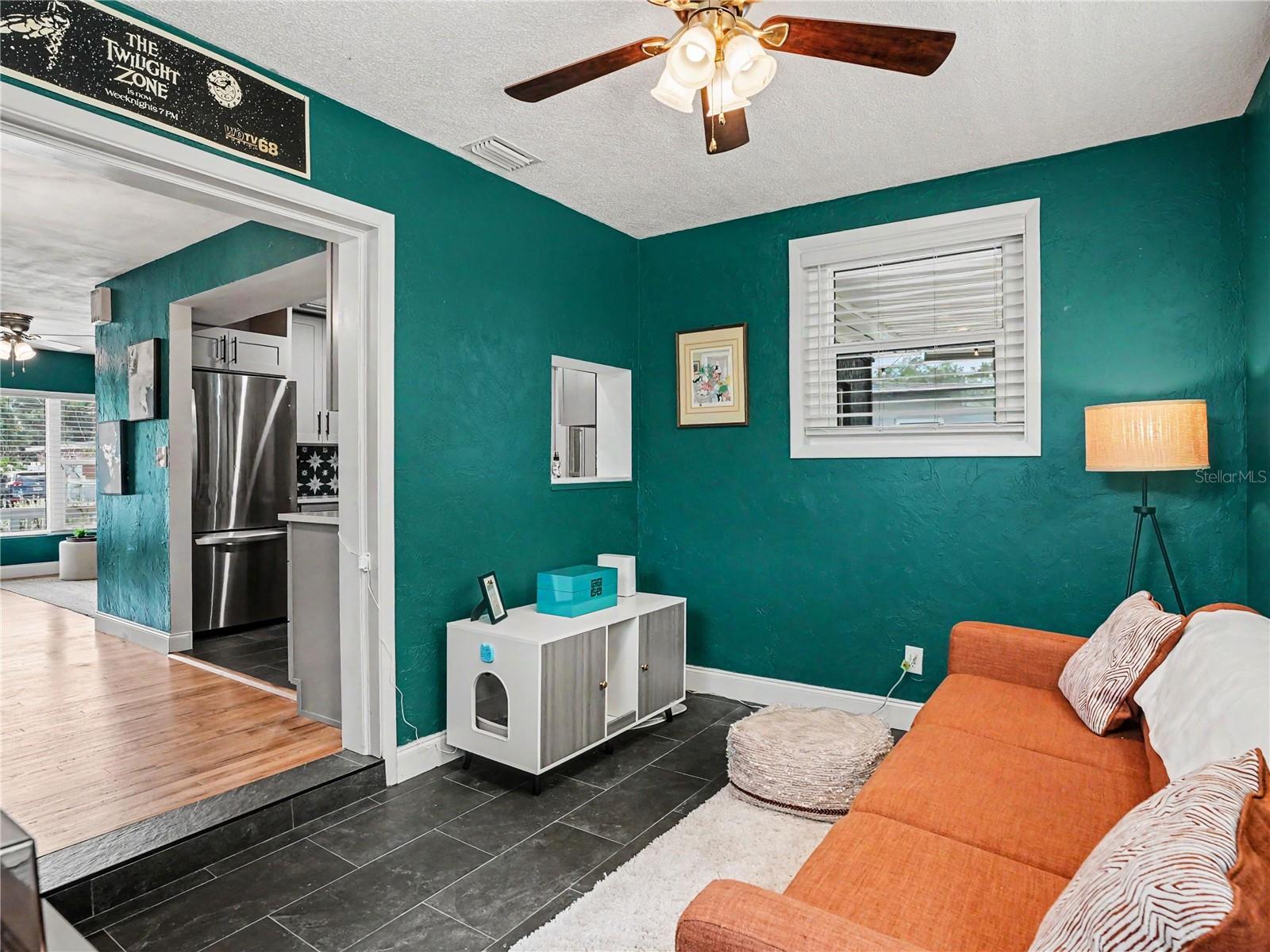 Image 12 of 27 For 3313 Kaley Avenue