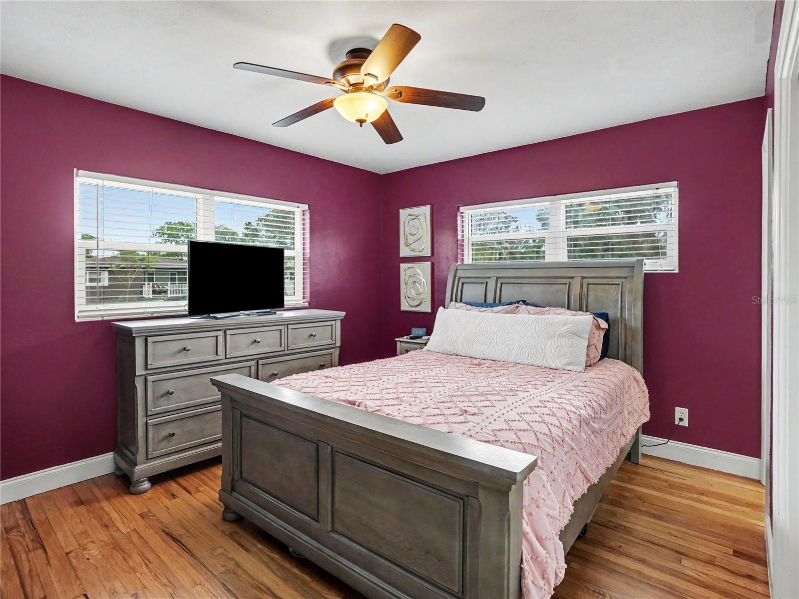 Image 14 of 27 For 3313 Kaley Avenue