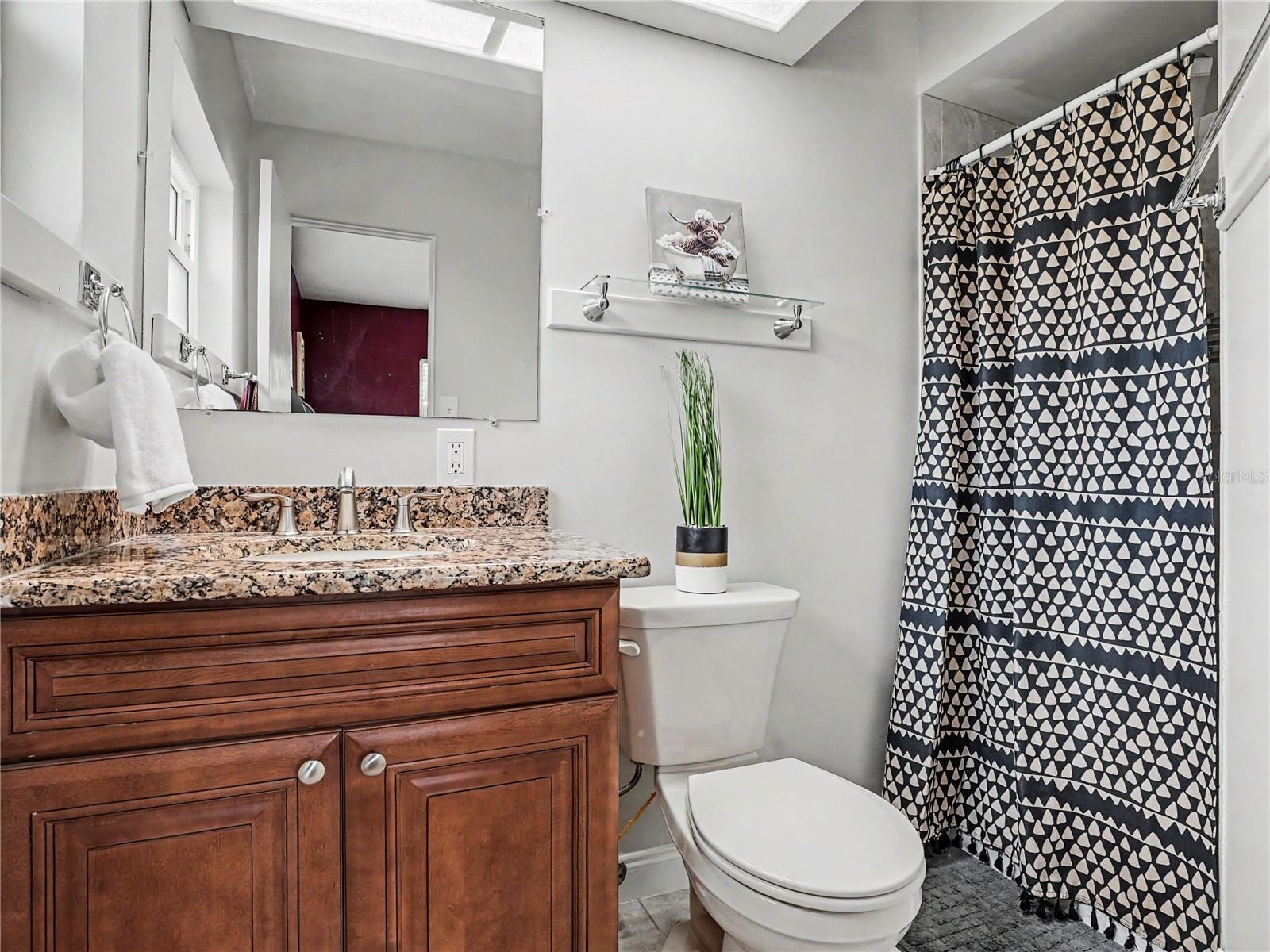 Image 17 of 27 For 3313 Kaley Avenue