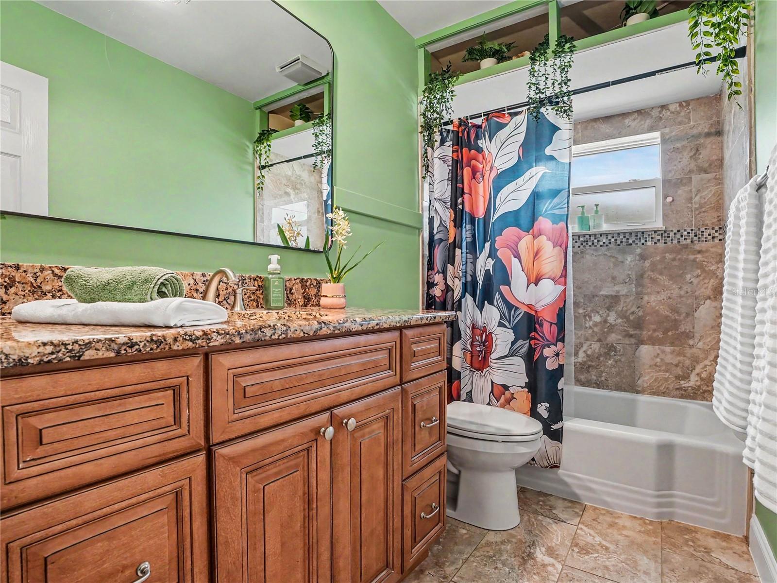Image 20 of 27 For 3313 Kaley Avenue