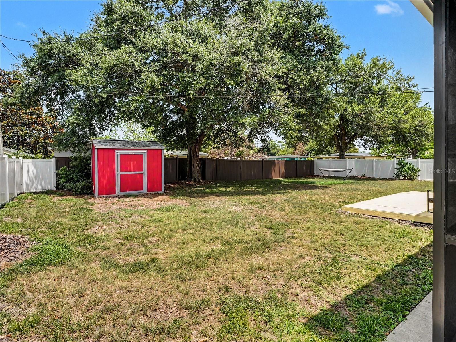 Image 24 of 27 For 3313 Kaley Avenue